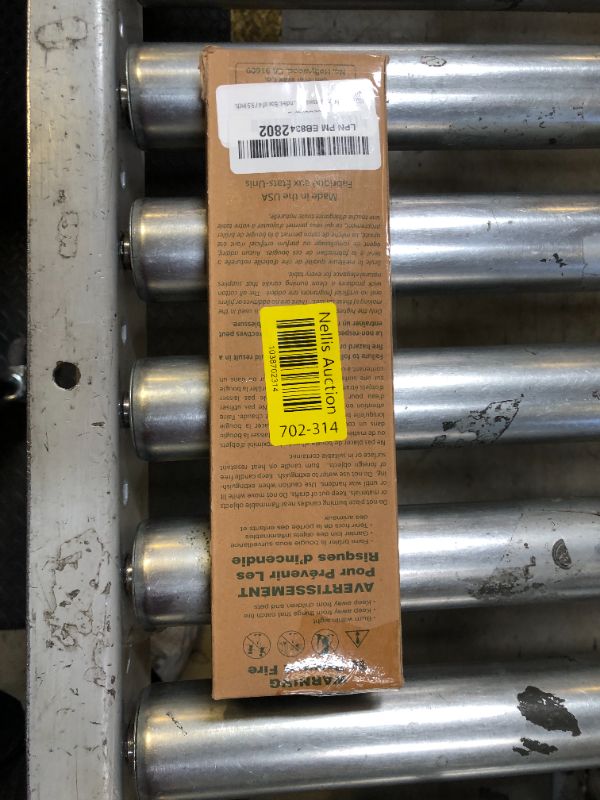 Photo 1 of 100 Percent Pure Beeswax Taper Candles. Box of 4 / 9.5 Inch.