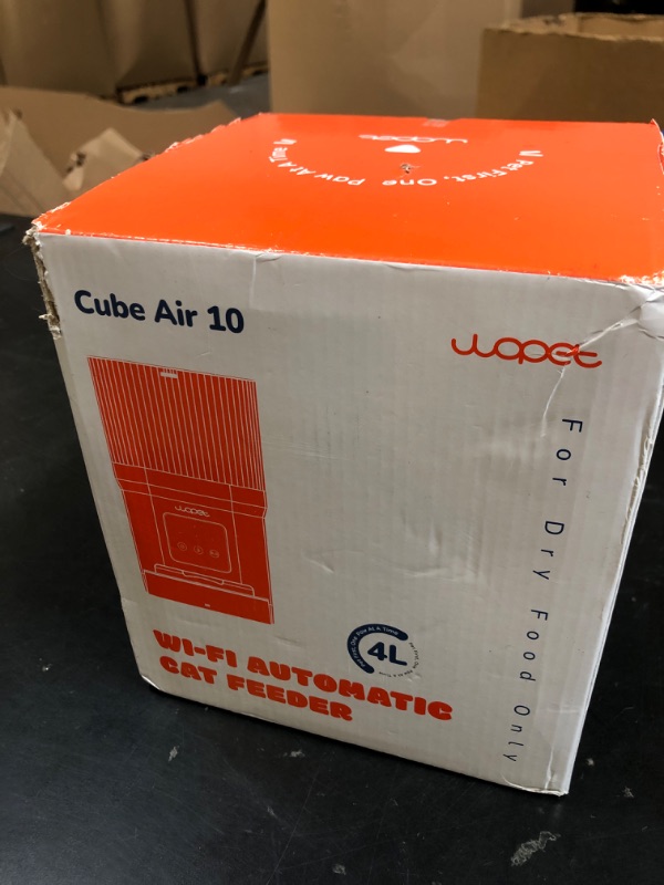 Photo 1 of Wi-fi Automatic Cat Feeder (4L)