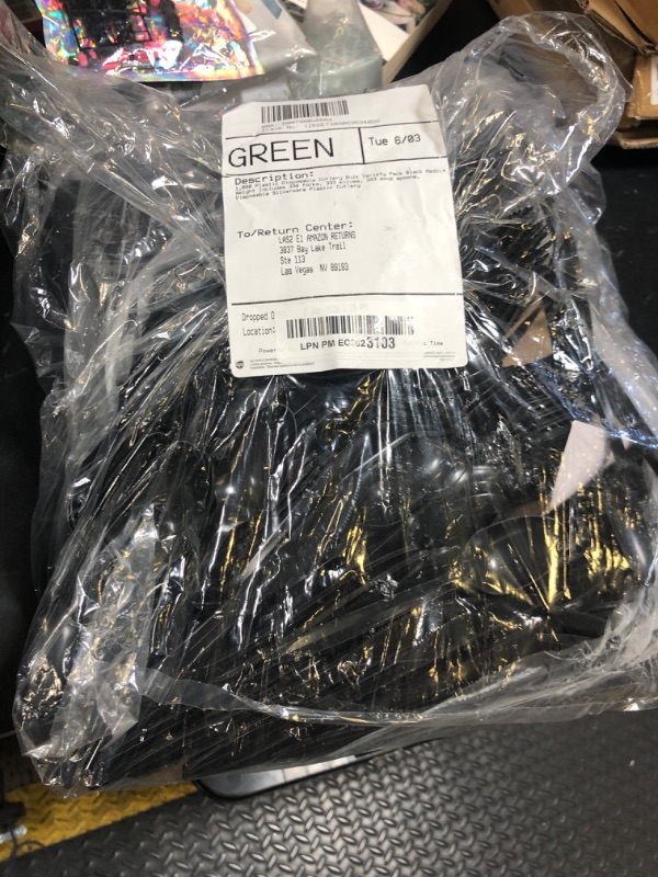 Photo 1 of 1,000 Plastic Disposable Cutlery Bulk Variety Pack Black Medium Weight Includes 334 forks, 333 knives, 333 soup spoons, Disposable Silverware Plastic Cutlery