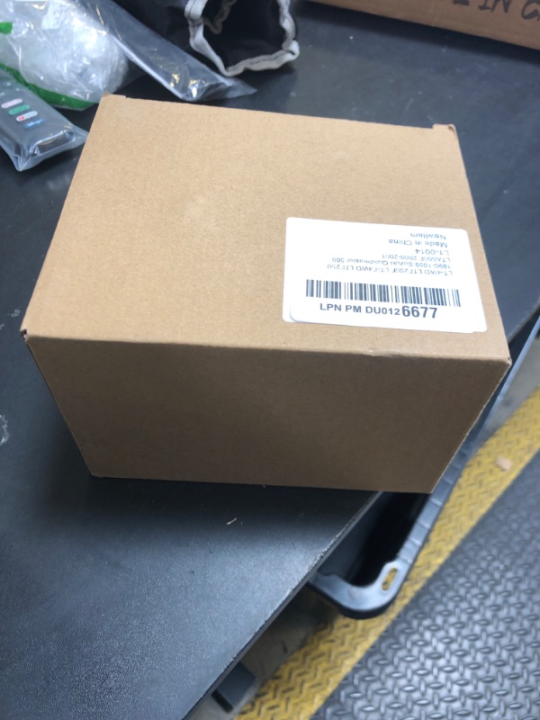 Photo 1 of Carburetor for Suzuki Quadrunner 250 LT-4WD LTF250F LT-F4WD LTF250 1990-1999 Suzuki Quadmaster 500 LTA500F 2000-2001