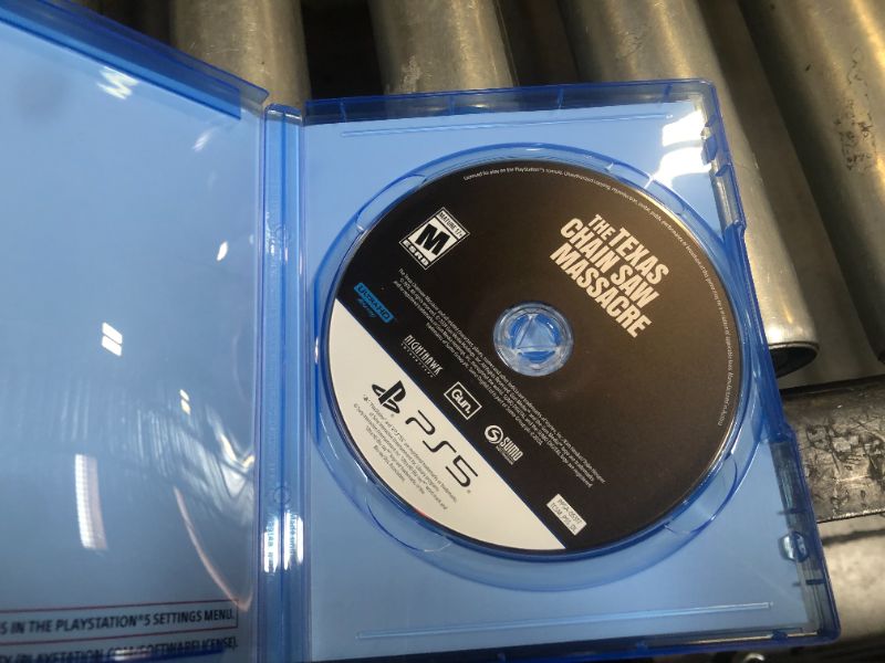 Photo 1 of The Texas Chain Saw Massacre - PlayStation 5