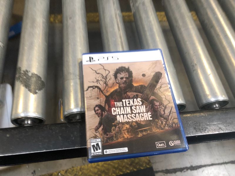 Photo 1 of The Texas Chain Saw Massacre - PlayStation 5
