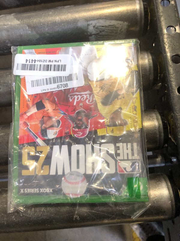Photo 1 of MLB The Show 25 - Xbox Series X