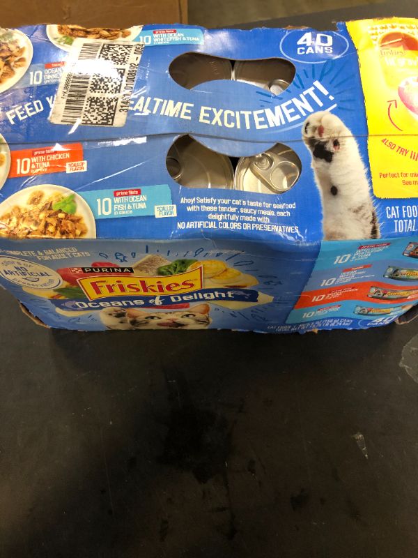 Photo 1 of Purina Friskies Wet Cat Food Variety Pack, Oceans of Delight Flaked and Prime Filets - (Pack of 40) 5.5 oz. Cans