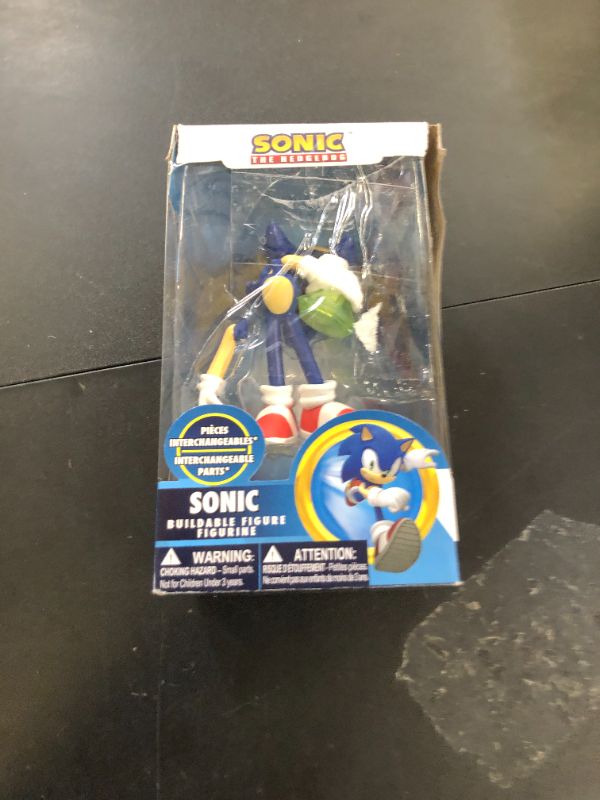 Photo 1 of Just Toys LLC?—?Buildable Sonic The Hedgehog [Sonic] Figure ? 4? Collectible Toy, Interchangeable Arms & Accessories, Ages 6+ (Knuckles, Sonic, Knuckles, Amy Rose, and Shadow)