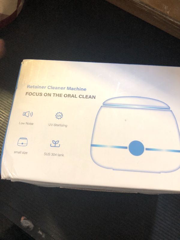 Photo 1 of oral cleaner 