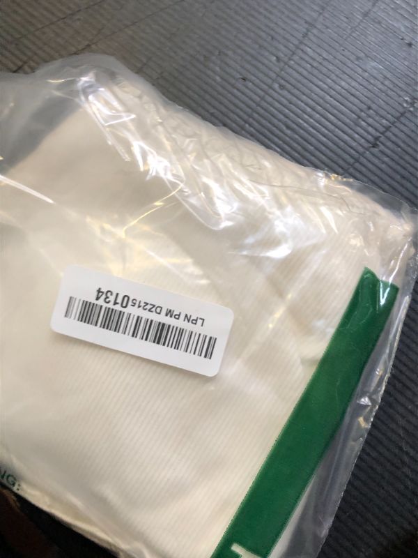 Photo 1 of SUUKSESS Women Sexy Sleeveless Tank Top Summer Going Out Basic Top Scoop Neck Double Lined Y2K Crop Top (White,S)