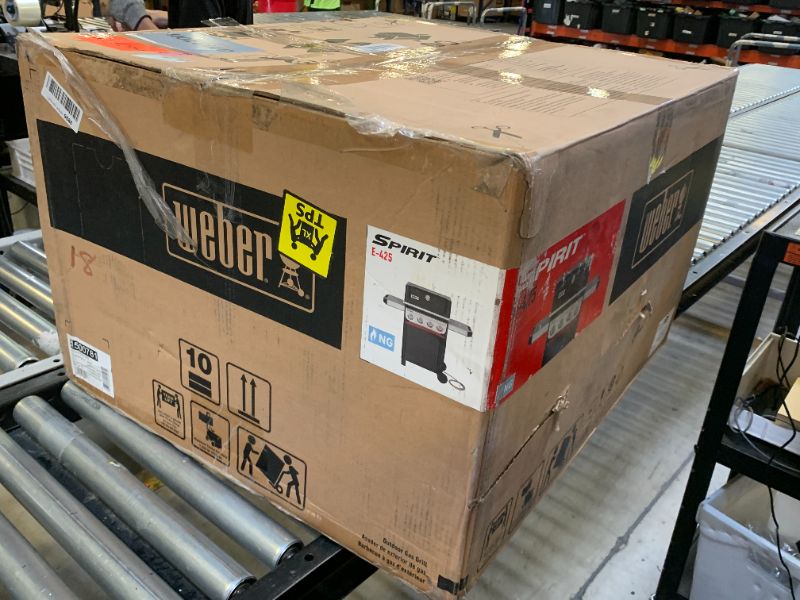 Photo 1 of Weber SPIRIT 4-Burner Grill E-425 Natural Gas Black