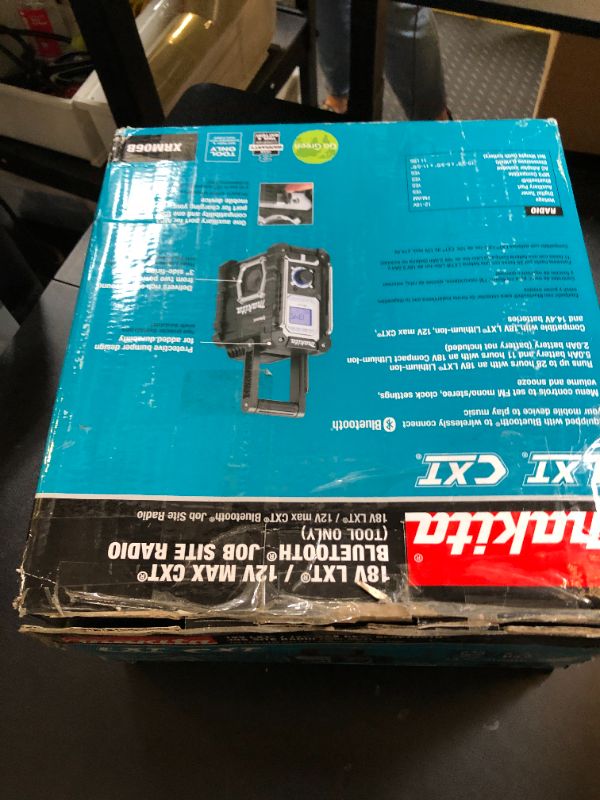 Photo 1 of Makita XRM06B 18V LXT Lithium-Ion Cordless Bluetooth Job Site Radio