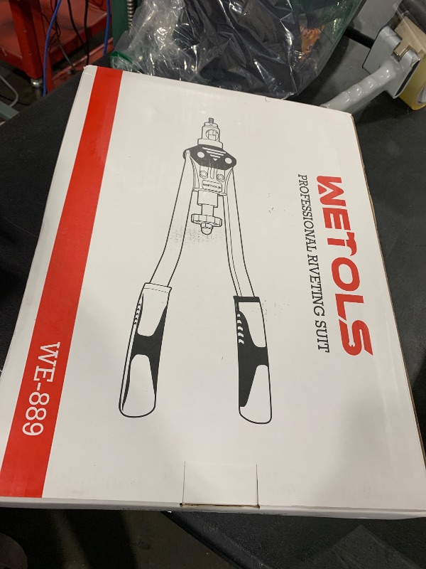 Photo 1 of WETOLS 16" Rivet Nut Tool, Professional Rivet Nut Tool Kit with 11 Metric & Inch Mandrels M3 M4 M5 M6 M8 M10 M12, 10-24, 1/4-20, 5/16-18, 3/8-16, 110pcs Rivnuts and Blow Carry Case - WE-889