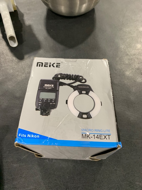 Photo 1 of MEKE MK-14EXT-N I-TTL Macro Ring Flash Compatible with Nikon D7100 D7000 D5200 D5100 D5000 D3500 D3200 D3100 D90 D300S D600 with LED AF Assist Lamp