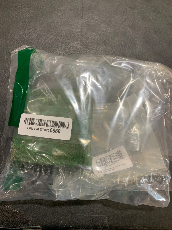 Photo 1 of DUSPRO Green Moss for Crafts, Forest Moss Potted Plants, Decorative Moss for Table Centerpieces Wedding Christmas Fairy Party Decor, Green Moss for Indoor Planters, DIY Project 5 Oz