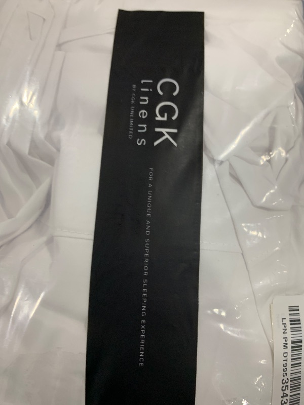 Photo 1 of Extra Deep Pocket Queen Sheets - 4 Piece Breathable & Cooling Bed Sheets - Hotel Luxury Bed Sheet Set - Soft, Wrinkle Free & Comfy - Easily Fits Extra Deep Mattresses - Deep Pocket White Sheets Set