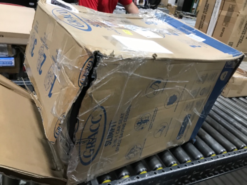 Photo 1 of Graco Extend2Fit Convertible Baby Car Seat, Rear and Forward Facing, Adjustable Extension Panel for Extra Legroom, Gotham
