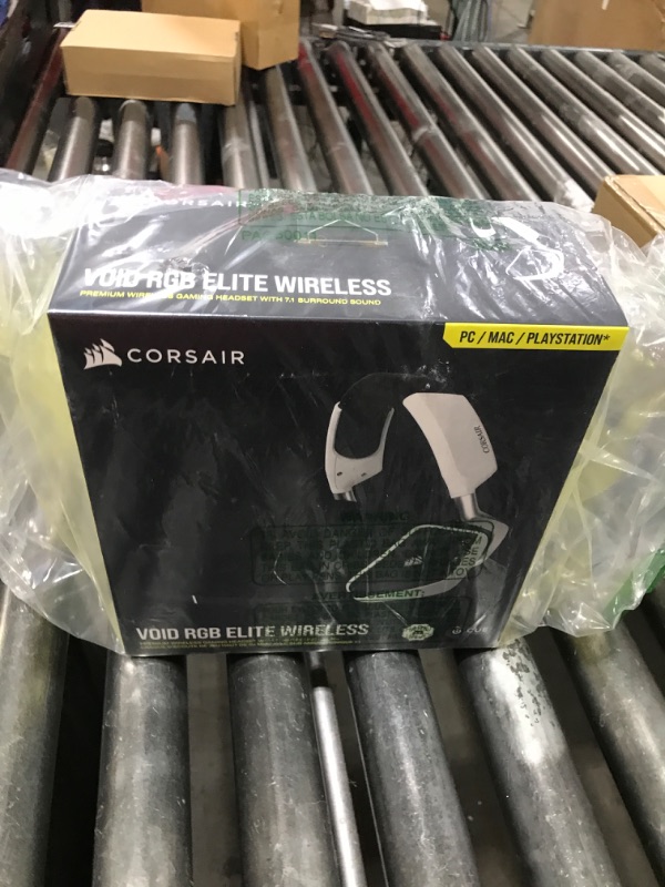 Photo 1 of Corsair VOID RGB ELITE Wireless Gaming Headset - 7.1 Surround Sound - Discord Certified - iCUE Compatible - PC, Mac, PS5, PS4 - White