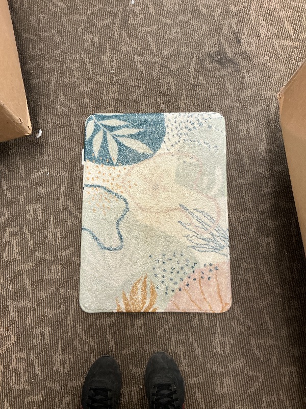 Photo 1 of Uphome Abstract Bathroom Rugs Cute Colorful Plant Bath Mat Non-Slip Mid Centry Printed Bath Rugs Soft Velvet Machine Washable Boho Floor Mats Aesthetic Design for Bath Tub SinkShower, 18x25 inch