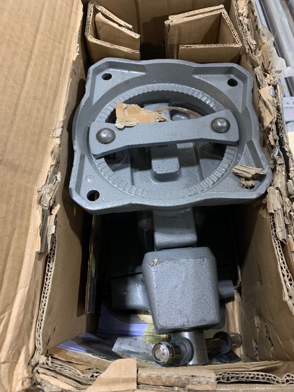 Photo 1 of Wilton Reversible Bench Vise, 8" Jaw Width, 9-1/4" & 14-1/2" Jaw Opening, 4-3/4" Throat (Model 4800R)