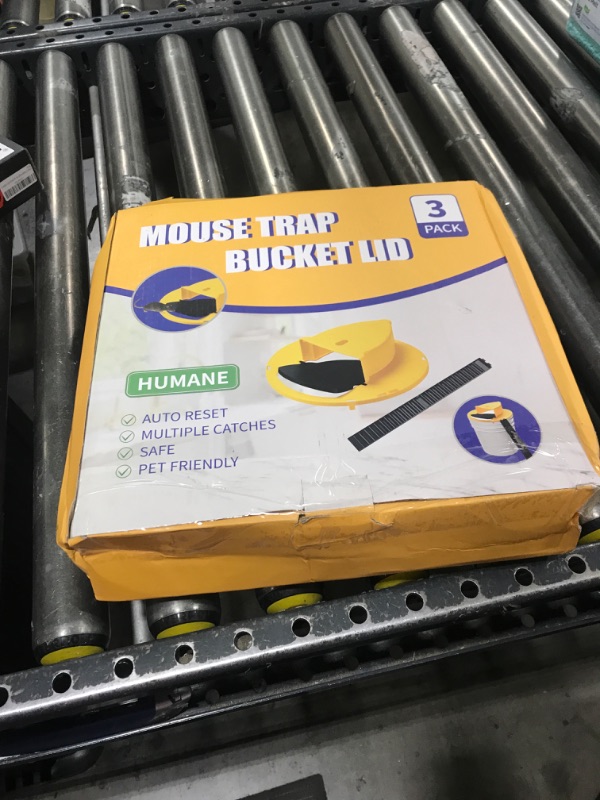 Photo 1 of Mouse Trap Bucket Lid, 5 Gallon Bucket Lid Mouse Rat Trap, Multi-Catch, Auto Reset, Reusable Mice Trap Lid for Indoor Outdoor Use (3)