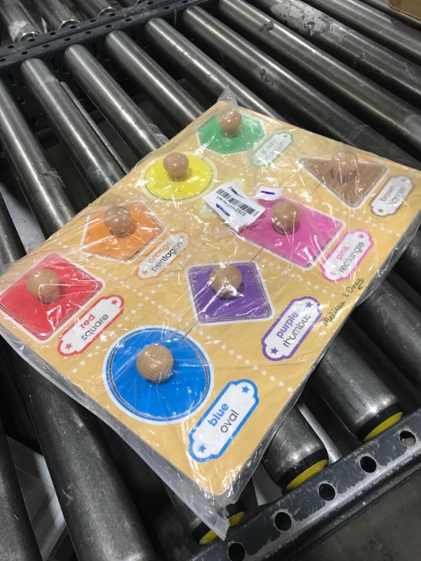 Photo 1 of Melissa & Doug Deluxe Jumbo Knob Wooden Puzzle - Geometric Shapes (8 pcs)