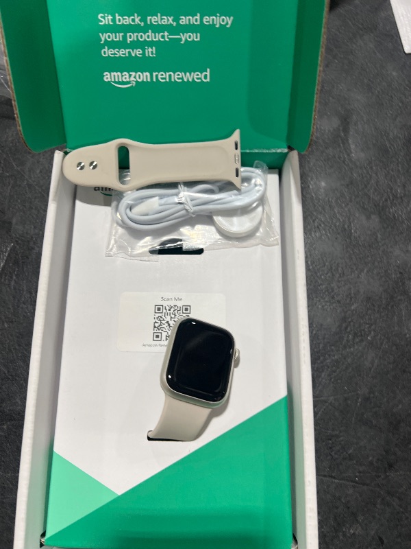 Photo 1 of Apple Watch Series 9 [GPS 41mm] Starlight Aluminum Case with Starlight Sport Band M/L (Renewed Premium)