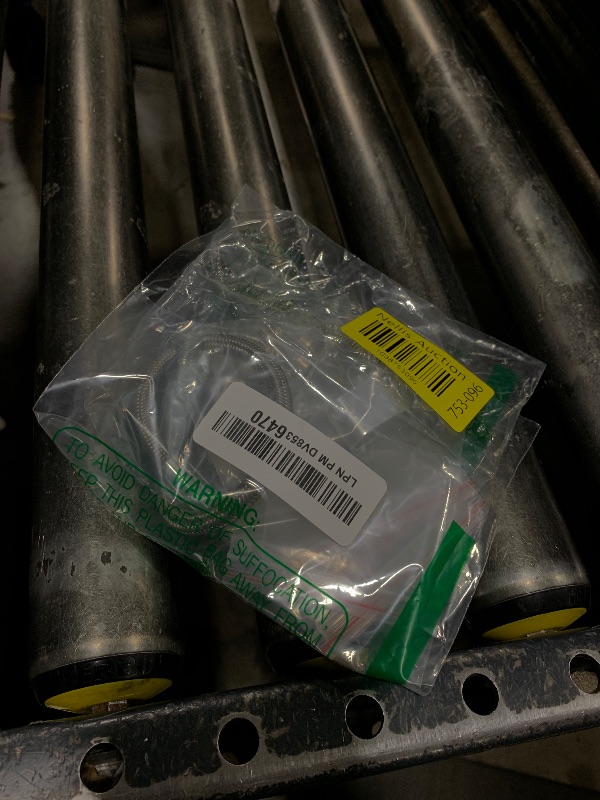 Photo 1 of Piodelo LS Throttle Body Bypass Hose Kit, LS Coolant Steam Port Crossover Hose Kits Compatible with GM LS Series Engines LS1 LSX LM7 LR4 LQ4 LS6 L59 LQ9 LM4 L33