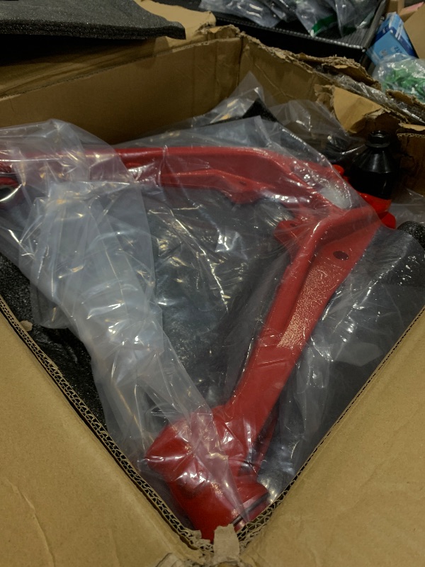 Photo 1 of Front Lower Control Arms for 2007-2013 Chevy Silverado 1500, Suburban 1500, Avalanche, Tahoe, GMC Sierra 1500, Yukon XL 1500/Yukon, Cadillac Escalade Ext Esv, K620888 K620889-(2pc)