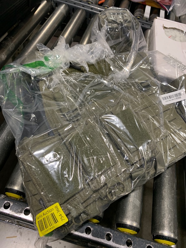Photo 1 of TACTICAL VEST 
