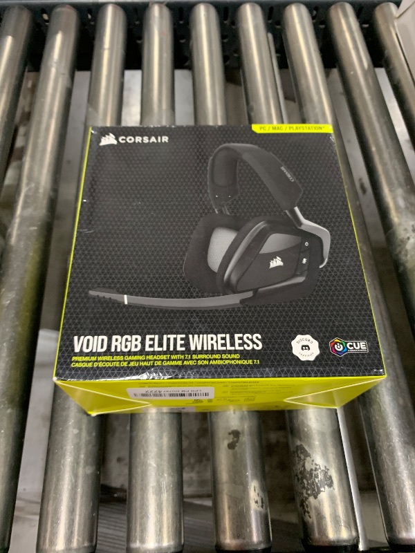 Photo 1 of CORSAIR VOID RGB ELITE Wireless Gaming Headset – 7.1 Surround Sound – Omni-Directional Microphone – Microfiber Mesh Earpads – Up to 40ft Range – iCUE Compatible – PC, Mac, PS5, PS4 – Carbon