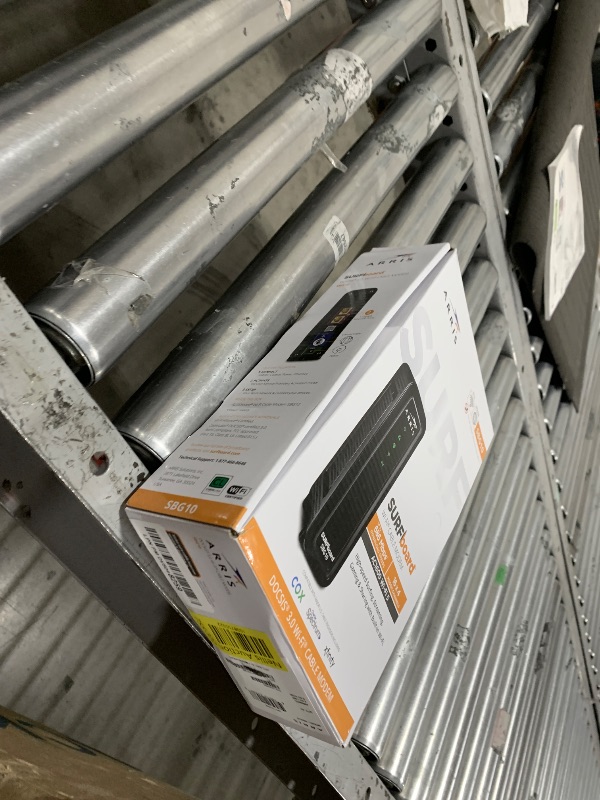 Photo 1 of ARRIS (SBG10) - Cable Modem Router Combo - Fast DOCSIS 3.0 16 x 4 Gigabit & AC1600 WiFi, For Comcast Xfinity, Cox, Spectrum, 400 Mbps Max Internet Speeds