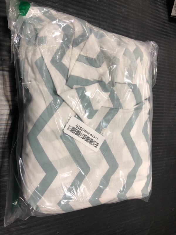 Photo 1 of LANE LINEN King Size Fitted Sheet, 100% Organic Cotton, 3-Piece Set (1 Fitted Sheet,2 Pillowcases), Percale Weave, Ultra Soft, Breathable,Fits Mattress Upto 15" Deep - Chevron (No Flat Sheet)