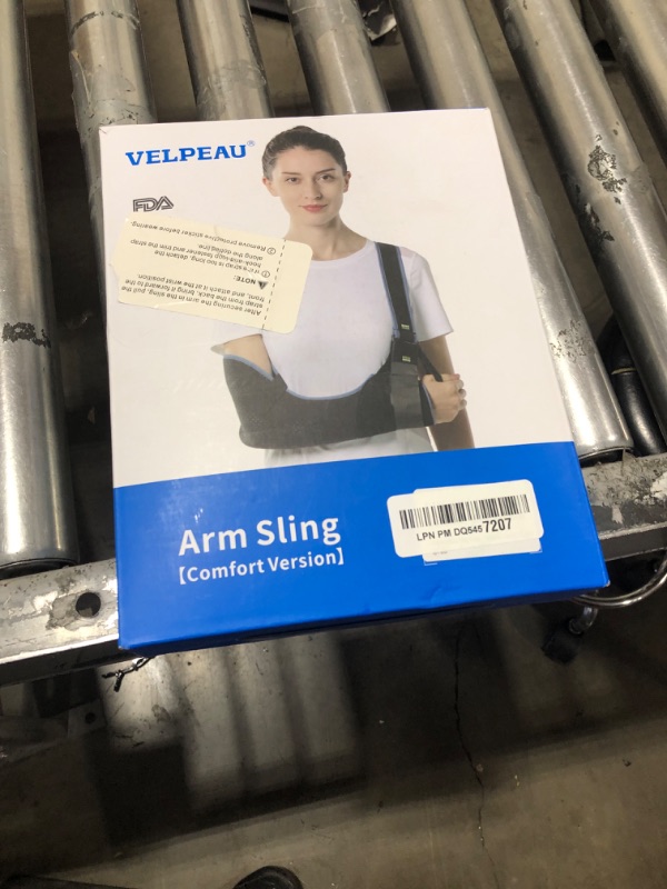 Photo 1 of Velpeau Arm Sling Shoulder Immobilizer for Women and Men, fit Left or Right Arm - Rotator Cuff Support Brace - Medical Sling for Shoulder, Clavicle, Elbow Injury (Comfort type, X-Large: Bust 41?-47?)