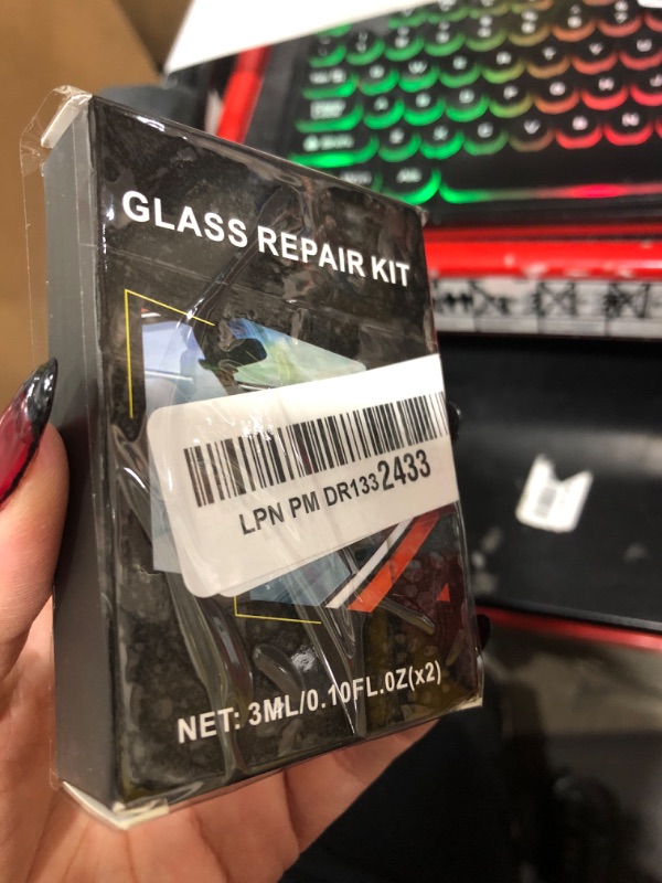 Photo 1 of Windshield Repair kit,Windshield Crack Repair Kit 2 Bottles Car Glass Repair Kit Windshield Chip Repair Kit Cracks Gone Glass Repair Fluid Quick Fix for Chips,Cracks,Bulls-Eye,Star-Shape Cack (Black)