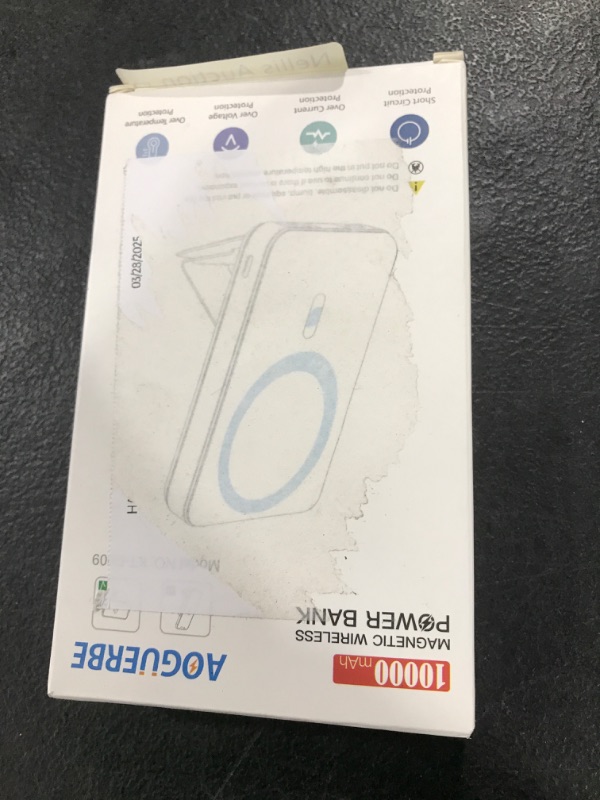 Photo 1 of AOGUERBE Magnetic Power Bank, 10000mAh Foldable Wireless Portable Charger with USB-C Cable LED Display, for Mag-Safe Battery Pack 22.5W PD Fast Charging for iPhone 16/15/14/13/12 Pro/Pro Max/Plus/Mini