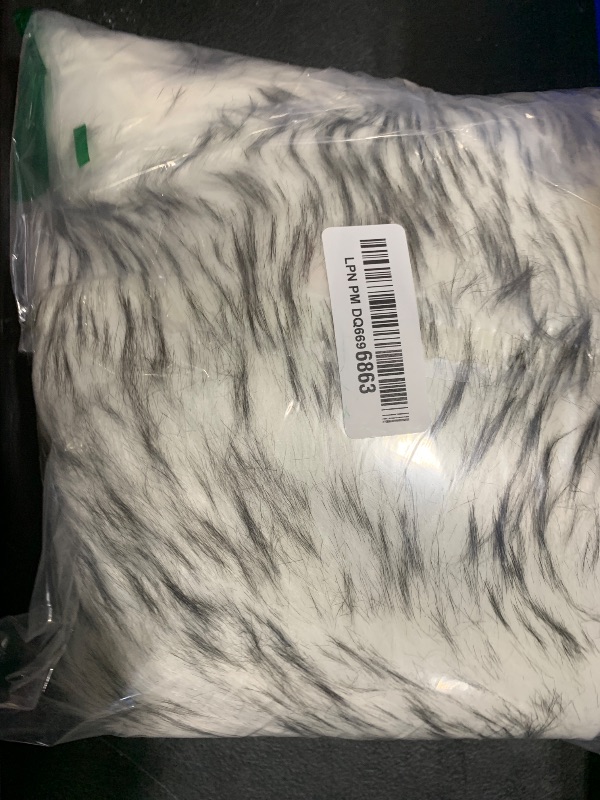 Photo 1 of duduta White Black Faux Sheepskin Throw Rugs 2x3 Ft, Fluffy Fur Chair Couch Seat Cover Machine Washable