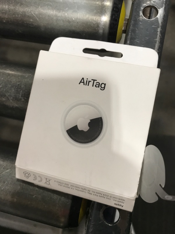 Photo 1 of Apple AirTag