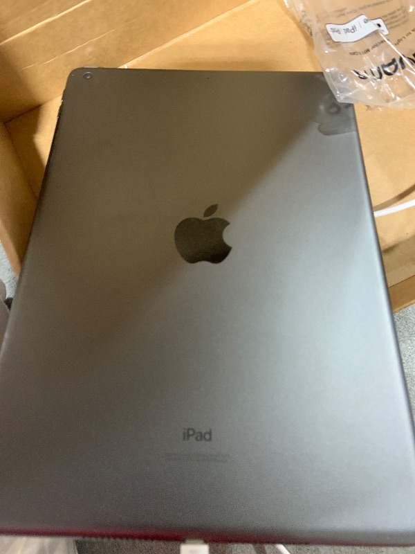 Photo 1 of 2020 Apple iPad (10.2-inch, Wi-Fi, 128GB) - Space Gray (8th Generation)