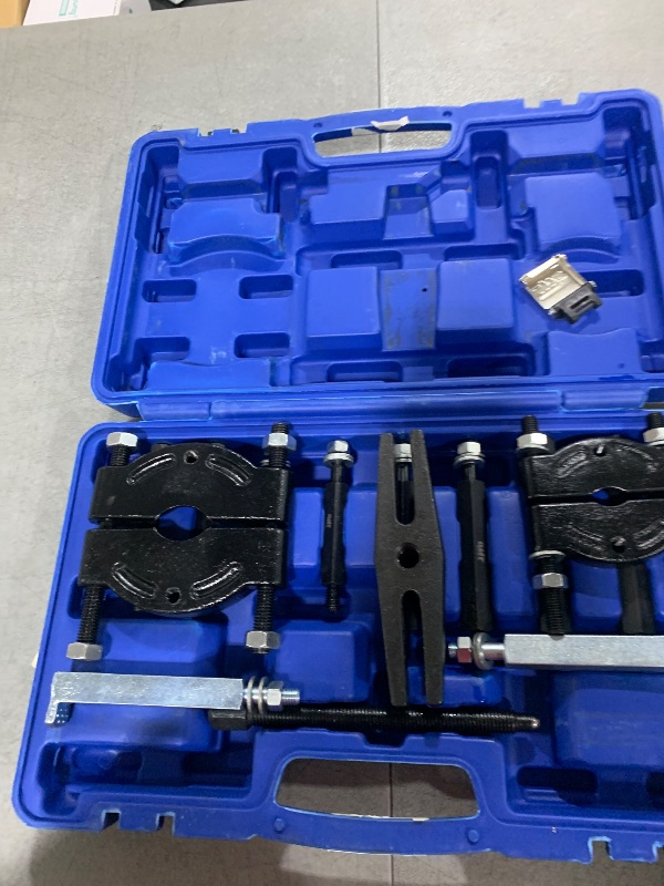 Photo 1 of Bearing Puller Set, 5 Ton Capacity Bearing Separator, Pinion Wheel Bearing Removal Kit with 2" and 3" Jaws, Wheel Hub Axle Puller Set, Heavy Duty Bearing Splitter Tool Kit with Blue Case
