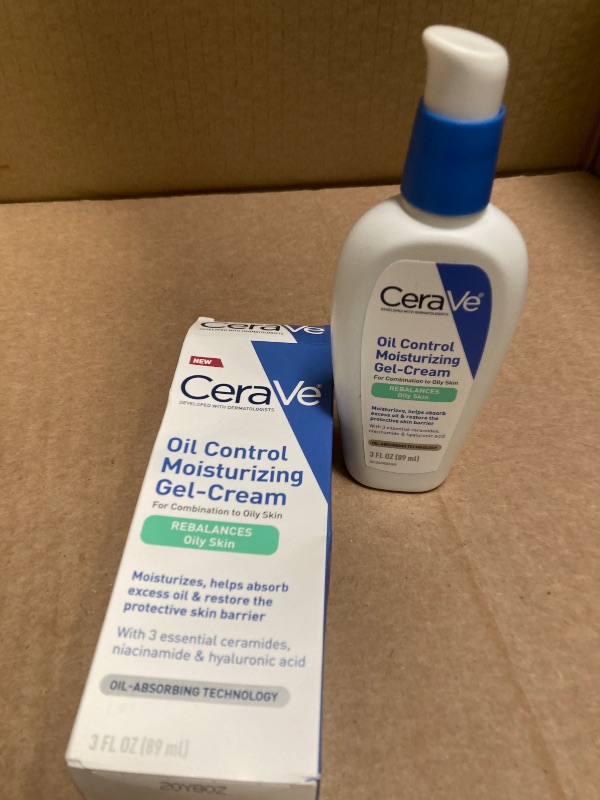 Photo 1 of CeraVe Oil Control Moisturizing Gel-Cream, Face Moisturizer for Oily Skin, Niacinamide, Hyaluronic Acid & Oil Absorbing Technology To Rebalance Oily Skin, Non-Comedogenic, Fragrance Free & Oil-Free