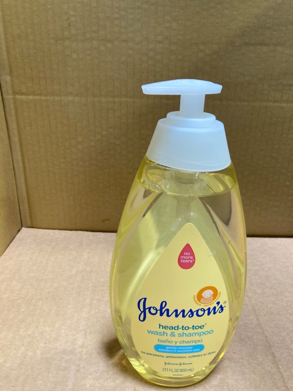 Photo 1 of Johnson's Head-to-Toe Gentle Tear-Free Baby & Newborn Wash & Shampoo, Sulfate-, Paraben- Phthalate- & Dye-Free, Hypoallergenic Wash for Sensitive Skin & Hair, 27.1 fl. Oz