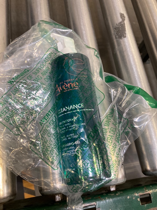 Photo 1 of Avène Cleanance Cleansing Gel Soap Free Cleanser for Acne Prone, Oily, Face & Body, 13.5 Oz