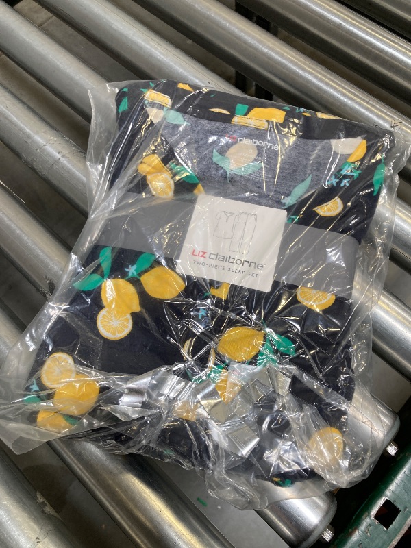 Photo 1 of LIZ CLAIBORNE 2 PC SLEEP SET, LEMON, SIZE SMALL