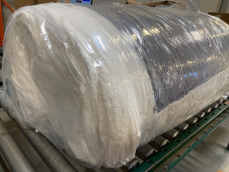 Photo 1 of Mattress** Unknown Size 