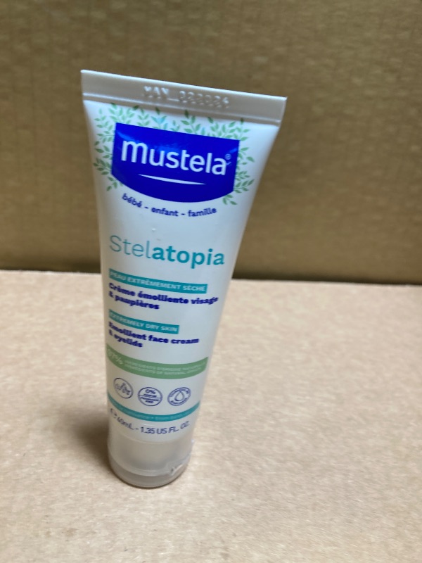 Photo 1 of Mustela Stelatopia Eczema-Prone Skin Emollient Baby Face Cream - Face Moisturizer with Natural Avocado & Sunflower Oil - Fragrance-Free - 1.35 Fl Oz (Pack of 1)