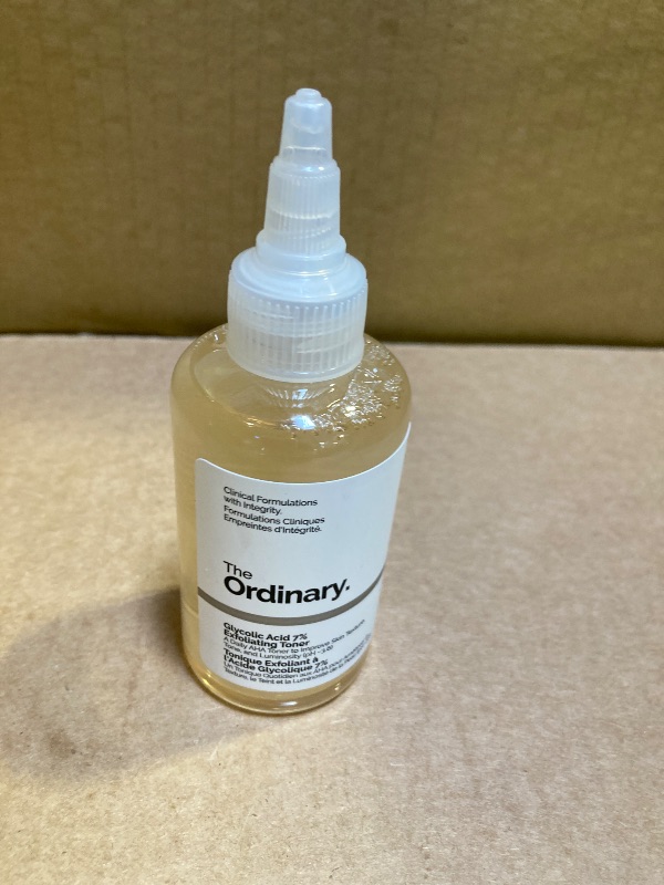 Photo 1 of Amazon.com: The Ordinary Glycolic Acid 7% Exfoliating Toner, Brightening and Smoothing Daily Toner for More Even-Looking Skin Tone