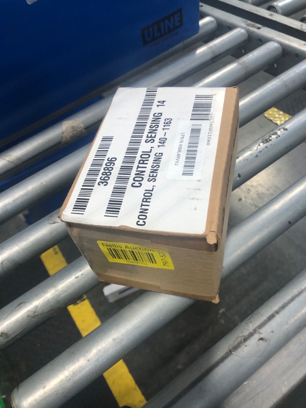 Photo 1 of Lippert Components 368896 Control Sensing Motorized