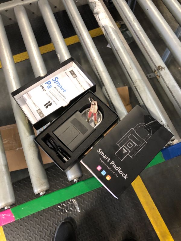 Photo 1 of ***key can open the lock, unable test for fingerprint function*** eLinkSmart Fingerprint Padlock with Key Backup, Heavy Duty Weatherproof Bluetooth Biometric Keyless Electronic Digital Smart Pad Lock for Gate Outdoor Fence Gym Locker Pool Shed Storage