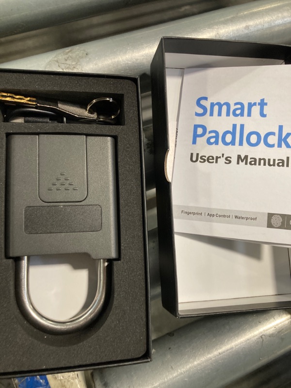 Photo 1 of ***key can open the lock, unable test for fingerprint function*** eLinkSmart Fingerprint Padlock with Key Backup, Heavy Duty Weatherproof Bluetooth Biometric Keyless Electronic Digital Smart Pad Lock for Gate Outdoor Fence Gym Locker Pool Shed Storage