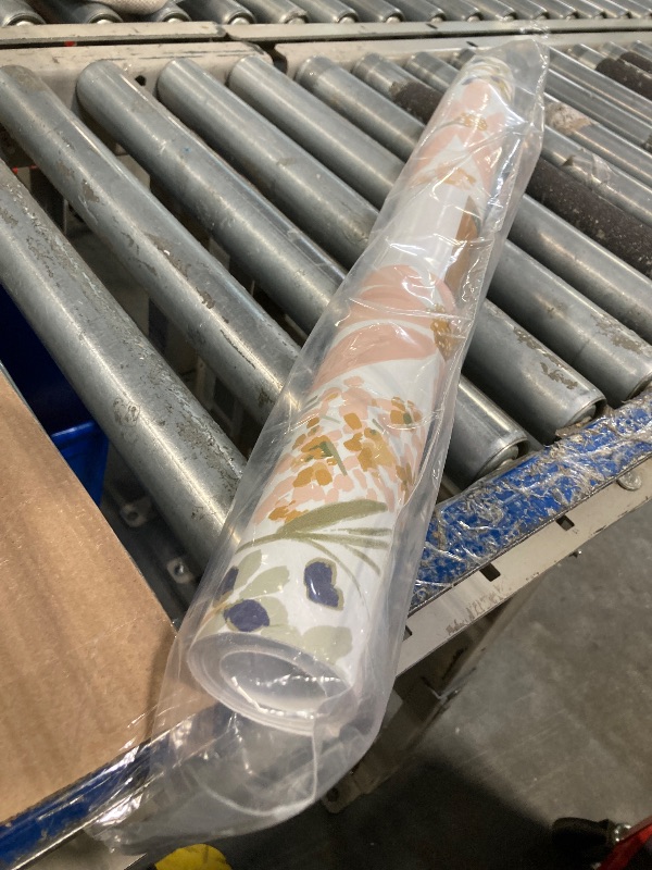 Photo 1 of ***SIMILAR PRODUCT***
Spoonflower Peel and stick 12ft, flower