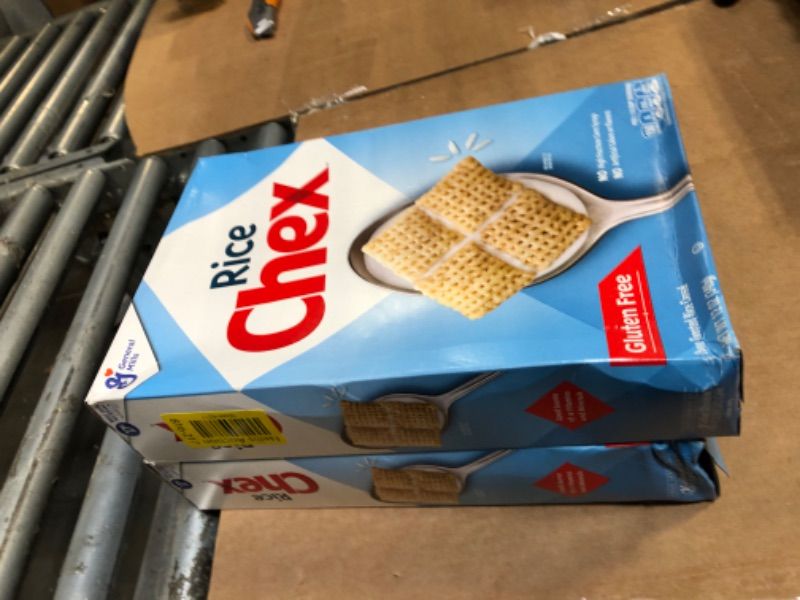 Photo 1 of **BBD 11/2025**  Rice Chex Gluten Free Breakfast Cereal, Homemade Chex Mix Ingredient, 12 oz