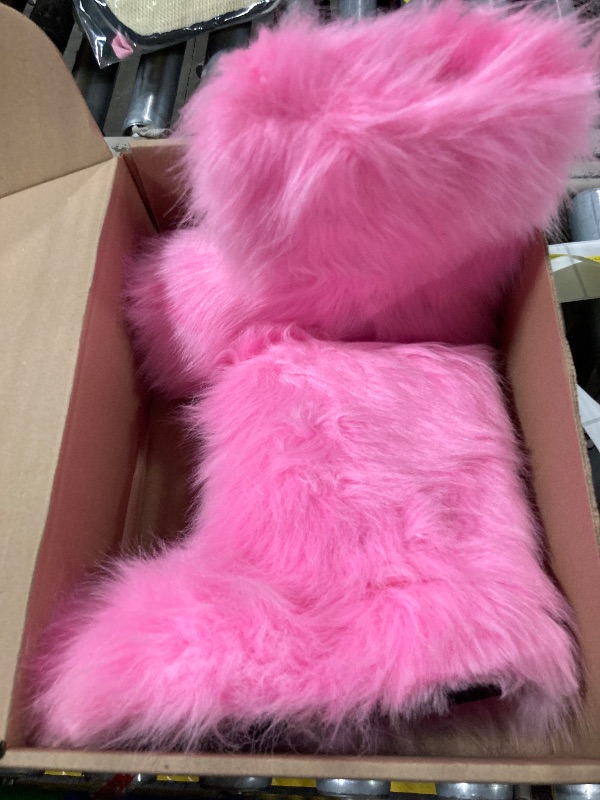 Photo 1 of ***SIZE 37 / US 6.5*** YESBOR Women's Faux Fur Winter Boots Warm Furry Fuzzy Snow Flat Boots for Cold Weather Pink